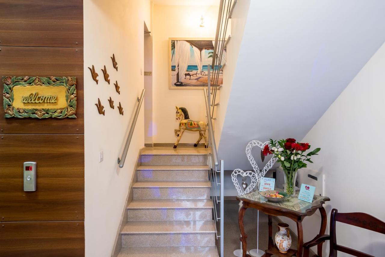 Mesogios House Suites Larnaca Exteriér fotografie
